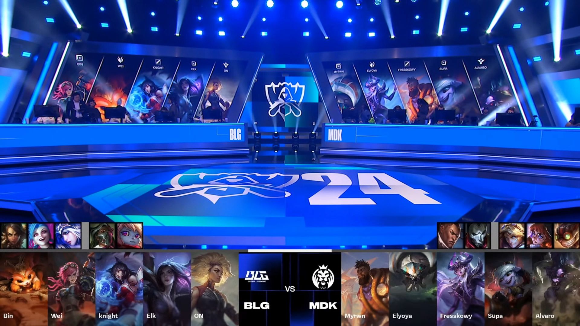 为什么非法赌博网站的客服总是表现得比你妈还关心你？（非法赌博网站的客服为何看起来比家人还贴心？）